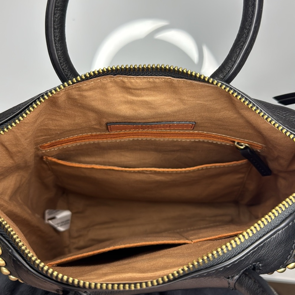 Hobo Maggie black pebbled leather handbag with brass studs - Picture 7 of 14